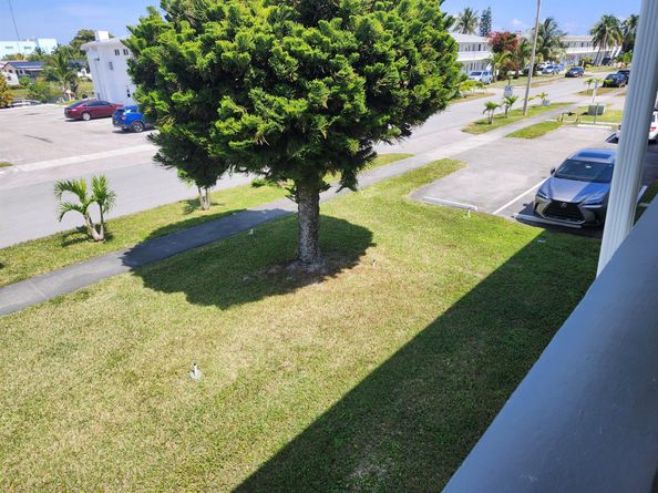 52 NE 204th Street 31, Miami Gardens FL 33179