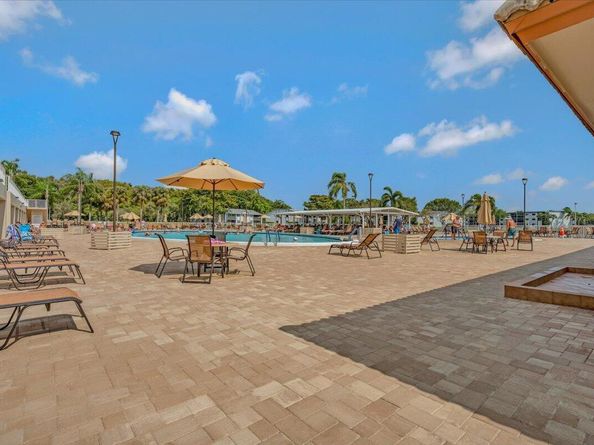 15355 Lakes Of Delray Boulevard 206, Delray Beach FL 33484