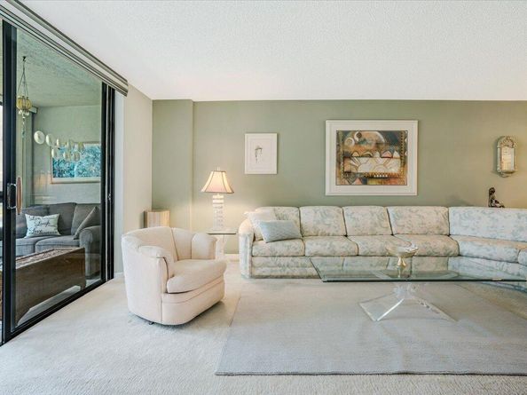 15355 Lakes Of Delray Boulevard 206, Delray Beach FL 33484
