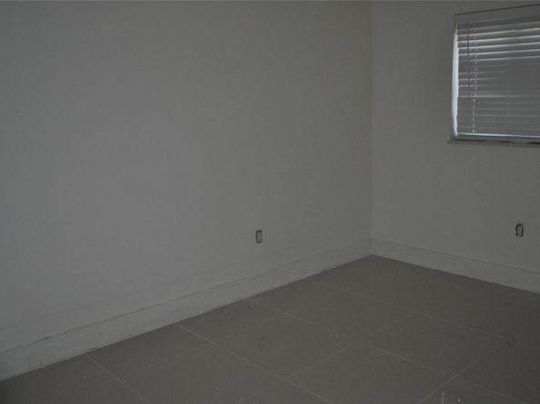 Undisclosed Address #FX-10489617, Miramar FL 33023