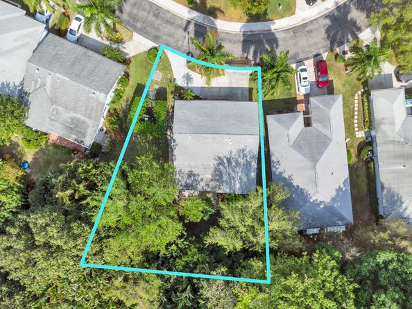 301 Del Rio Boulevard, Boca Raton FL 33432