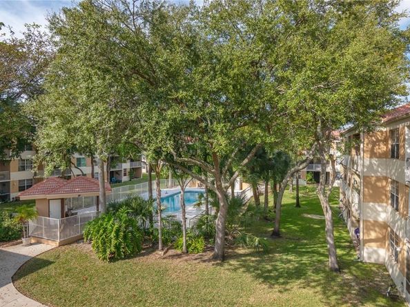 8240 NW 24th St 8240, Coral Springs FL 33065