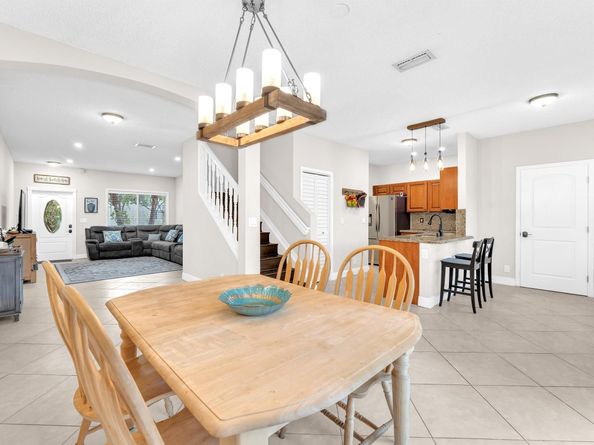 4776 Lago Vista Dr, Coconut Creek FL 33073