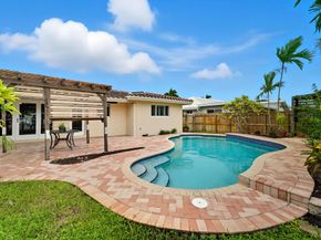 3697 NE 19th Ave, Oakland Park FL 33308