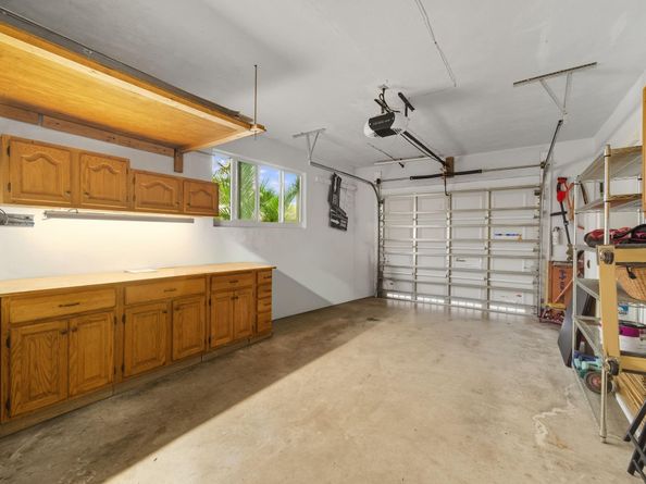 3697 NE 19th Ave, Oakland Park FL 33308