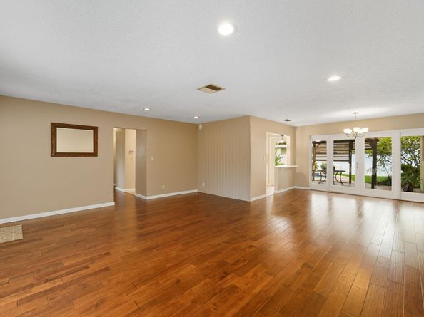 3697 NE 19th Ave, Oakland Park FL 33308