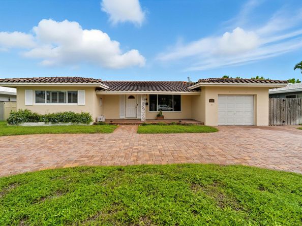 3697 NE 19th Ave, Oakland Park FL 33308