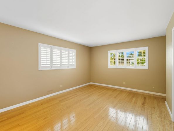 3697 NE 19th Ave, Oakland Park FL 33308