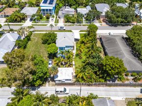 320 SE 4th Avenue, Delray Beach FL 33483