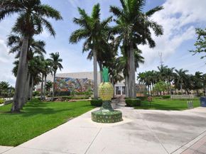 320 SE 4th Avenue, Delray Beach FL 33483