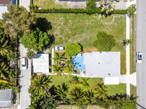 320 SE 4th Avenue, Delray Beach FL 33483