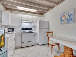 320 SE 4th Avenue, Delray Beach FL 33483