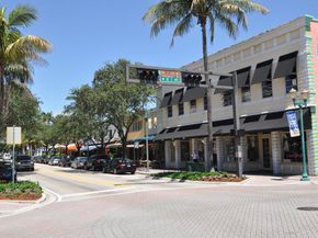 320 SE 4th Avenue, Delray Beach FL 33483