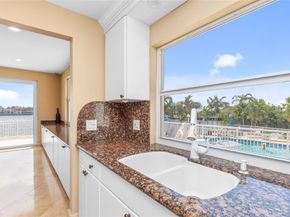 511 Bayshore Dr 410, Fort Lauderdale FL 33304