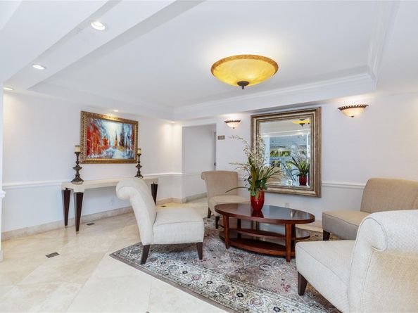 511 Bayshore Dr 410, Fort Lauderdale FL 33304