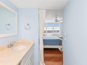 511 Bayshore Dr 410, Fort Lauderdale FL 33304