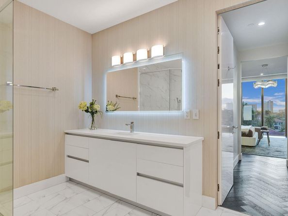 20 Isle Of Venice Dr Penthouse 2, Fort Lauderdale FL 33301