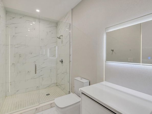 20 Isle Of Venice Dr Penthouse 2, Fort Lauderdale FL 33301