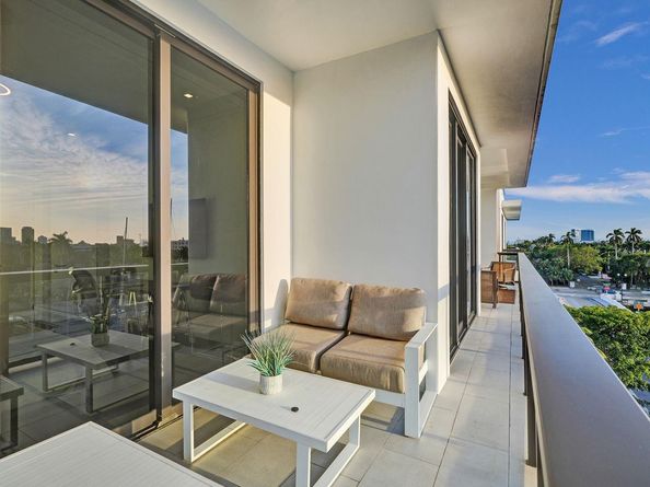 20 Isle Of Venice Dr Penthouse 2, Fort Lauderdale FL 33301