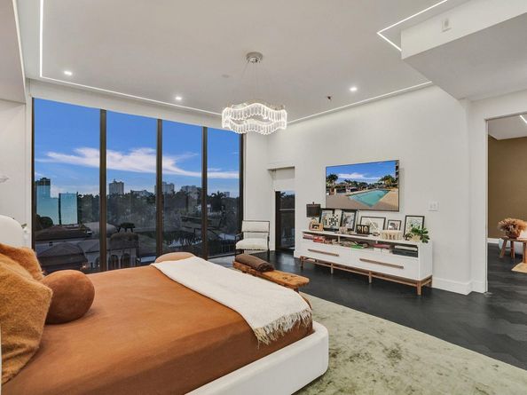 20 Isle Of Venice Dr Penthouse 2, Fort Lauderdale FL 33301