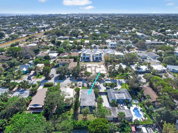 237 NE 12th Street, Delray Beach FL 33444