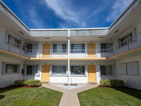 2840 Cynthia 204 Lane 204, Lake Worth Beach FL 33461