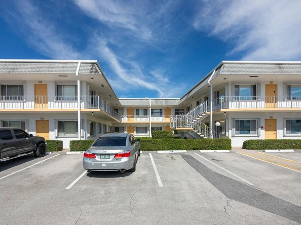 2840 Cynthia 204 Lane 204, Lake Worth Beach FL 33461