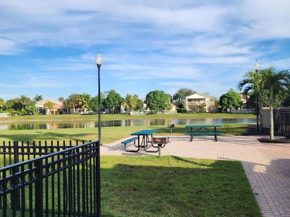 139 Catania Way, Royal Palm Beach FL 33411