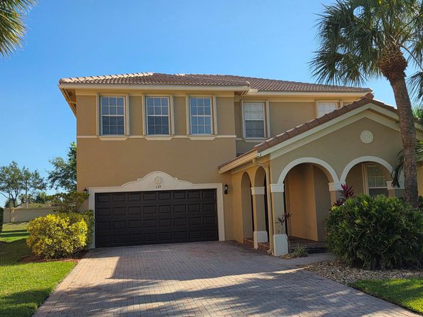 139 Catania Way, Royal Palm Beach FL 33411