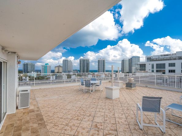 511 Bayshore Dr 504, Fort Lauderdale FL 33304