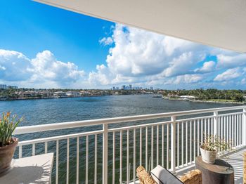 511 Bayshore Dr