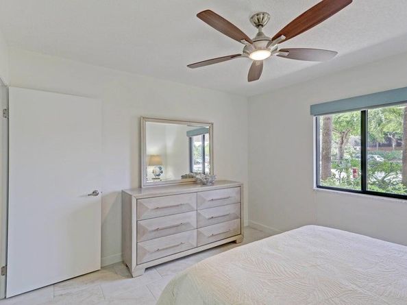 901 Seafarer Circle 105, Jupiter FL 33477