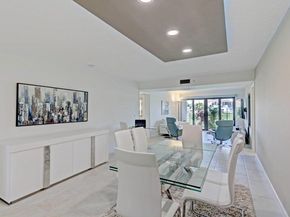 901 Seafarer Circle 105, Jupiter FL 33477