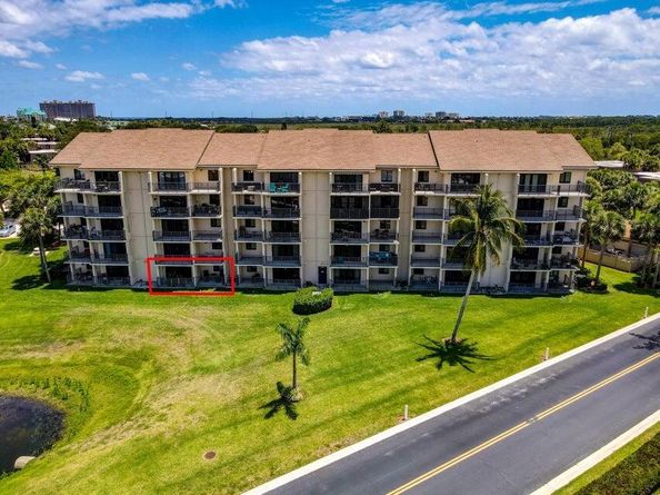 901 Seafarer Circle 105, Jupiter FL 33477