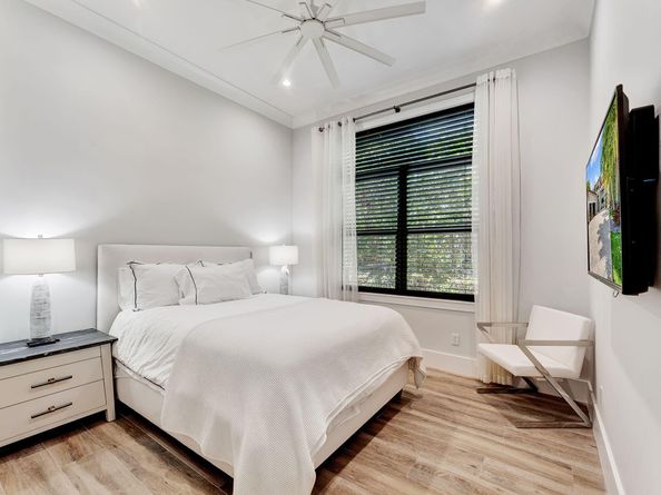 202 N Lake Drive, Lantana FL 33462