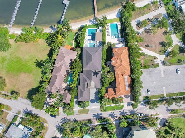 202 N Lake Drive, Lantana FL 33462