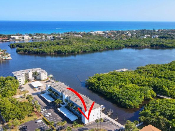 689 NE 6TH Court 110, Boynton Beach FL 33435