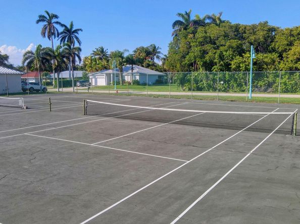 689 NE 6TH Court 110, Boynton Beach FL 33435