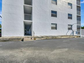 689 NE 6TH Court 110, Boynton Beach FL 33435