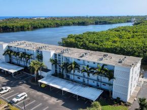 689 NE 6TH Court 110, Boynton Beach FL 33435