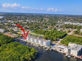 689 NE 6TH Court 110, Boynton Beach FL 33435