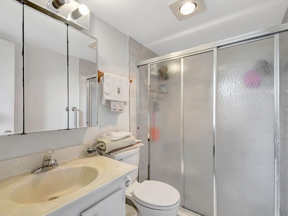689 NE 6TH Court 110, Boynton Beach FL 33435