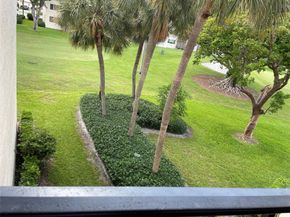 8962 S Hollybrook Blvd 308, Pembroke Pines FL 33025
