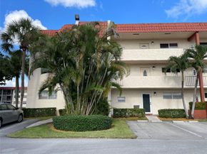 8962 S Hollybrook Blvd 308, Pembroke Pines FL 33025