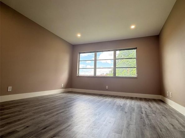 8962 S Hollybrook Blvd 308, Pembroke Pines FL 33025
