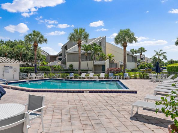 1605 S Us Highway 1 C401, Jupiter FL 33477