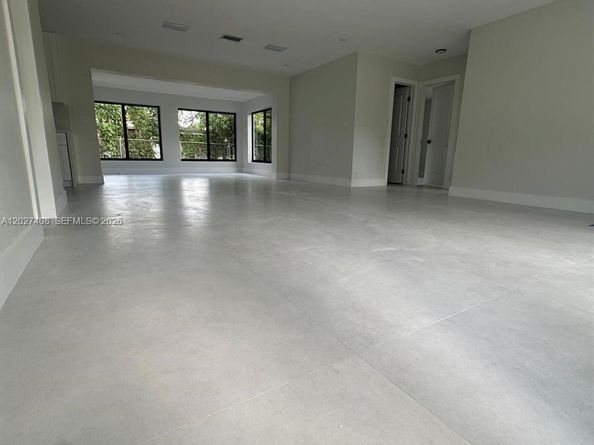 810 Wyoming Avenue, Fort Lauderdale FL 33312