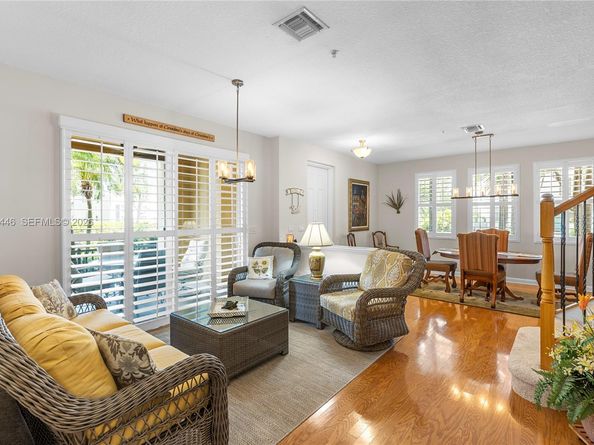 3020 NW 125th Avenue 108, Sunrise FL 33323