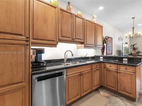 3020 NW 125th Avenue 108, Sunrise FL 33323