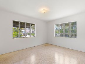 1725 N Lakeside Drive, Lake Worth Beach FL 33460